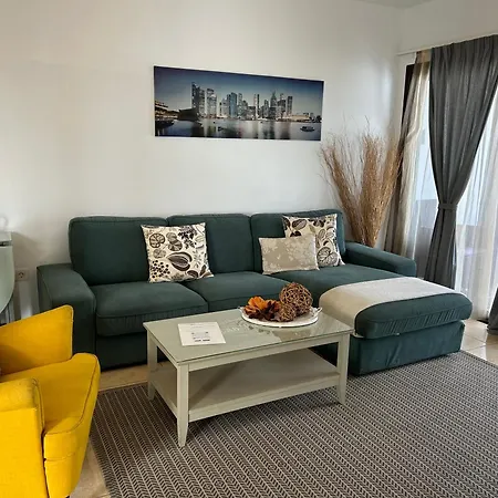 Apartment Stunning 2 Bedroom Vacation Vv On Seafront Puerto del Carmen (Lanzarote)